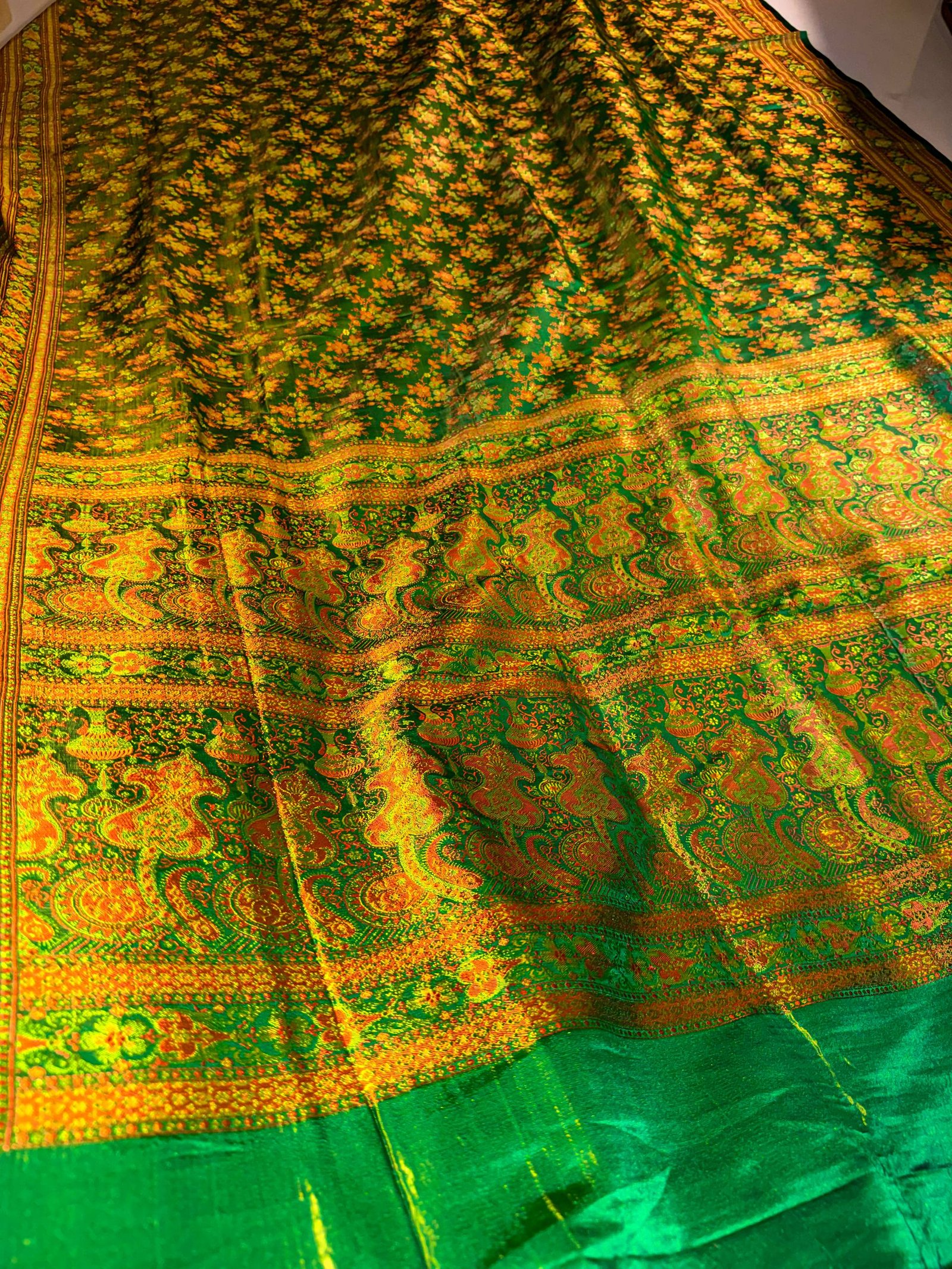 emerald green kinkhwab saree | handloom banarasi brocade silk saree emerald green kinkhwab saree | handloom banarasi brocade silk saree