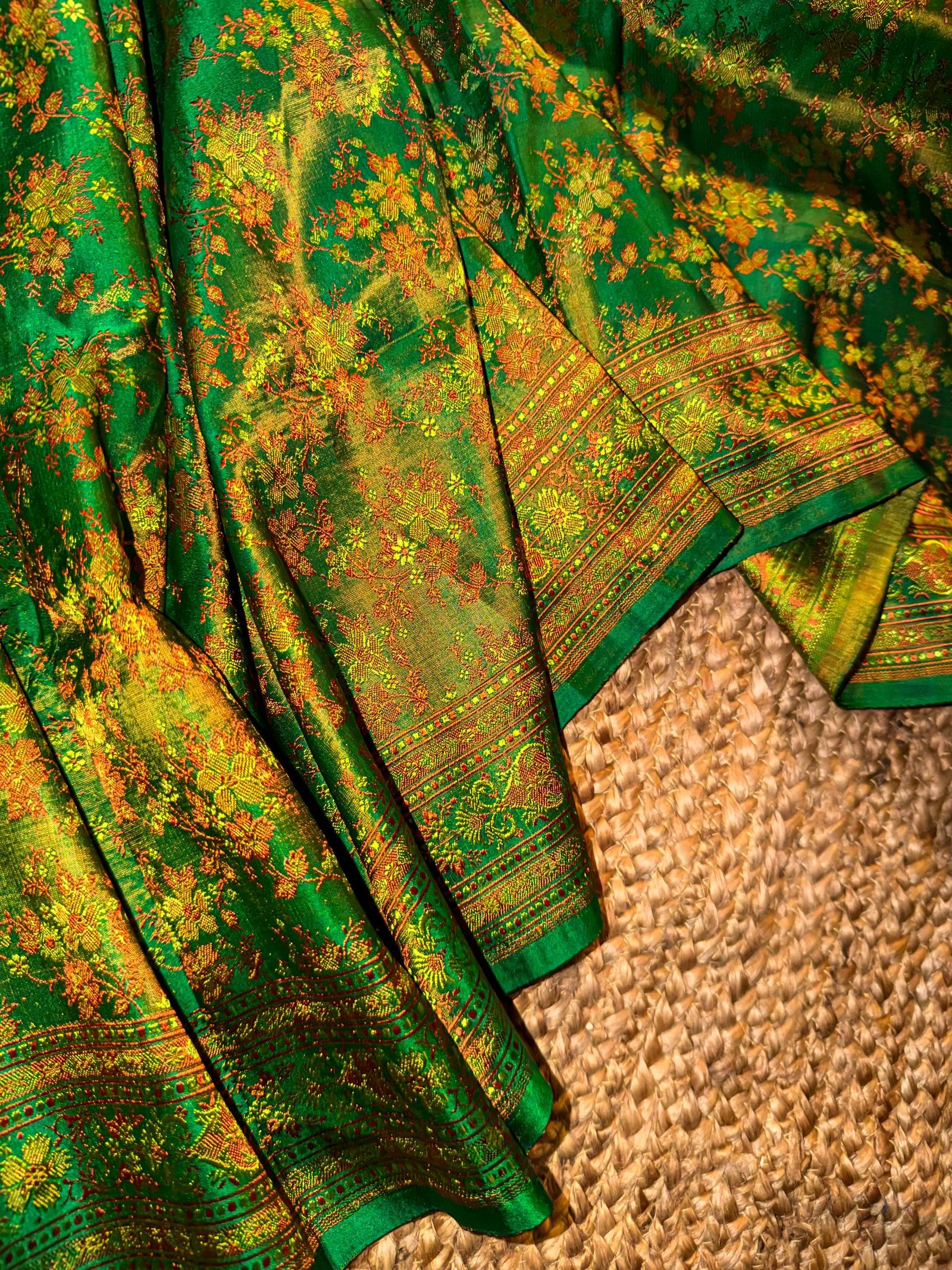 emerald green kinkhwab saree | handloom banarasi brocade silk saree emerald green kinkhwab saree | handloom banarasi brocade silk saree